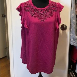 Ruffle sleeve maternity shirt